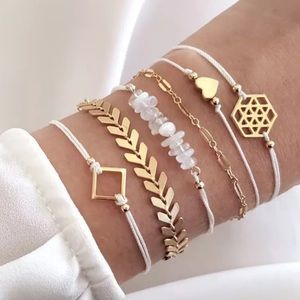 🎉 New White & Gold Bracelet Set of 6